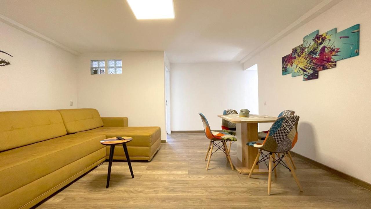 Well Prettyplaces Apartment 001 Braşov Exterior foto